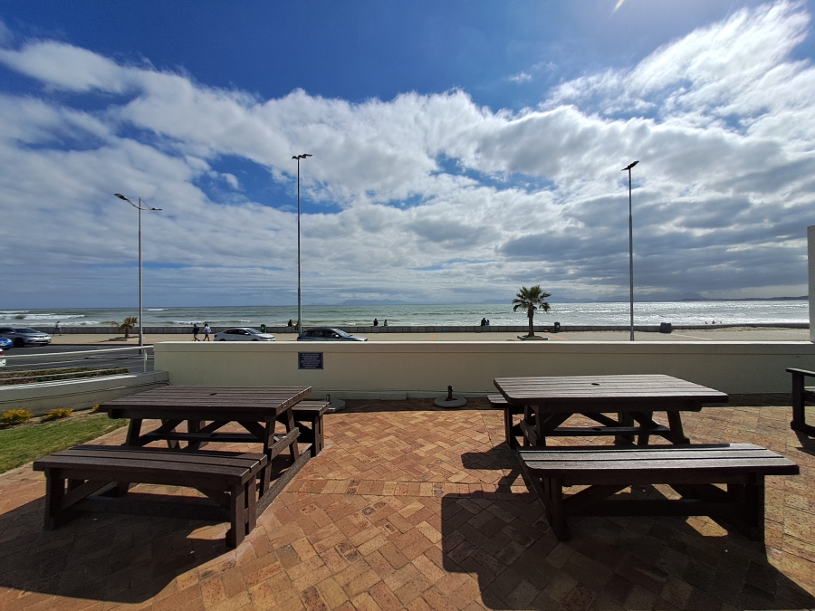 3 Bedroom Property for Sale in Strand North Western Cape